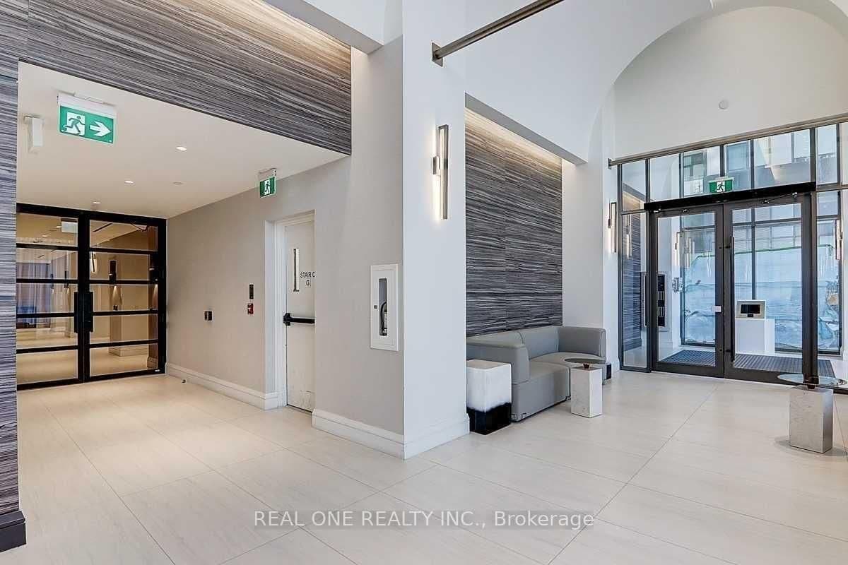 39 Roehampton Avenue, Unit 1709 thumbnail 3