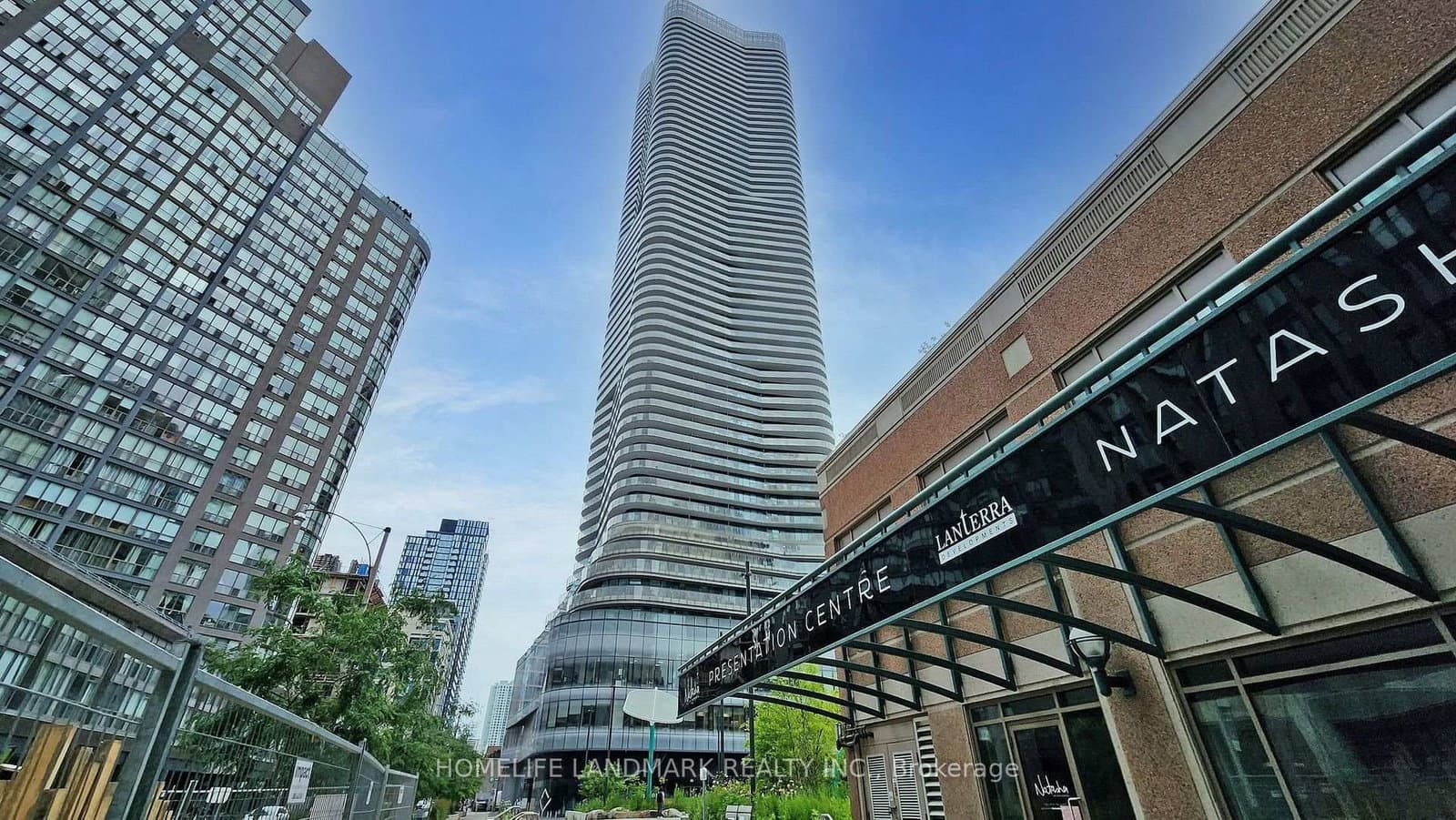 #2502 - 11 Wellesley Street W