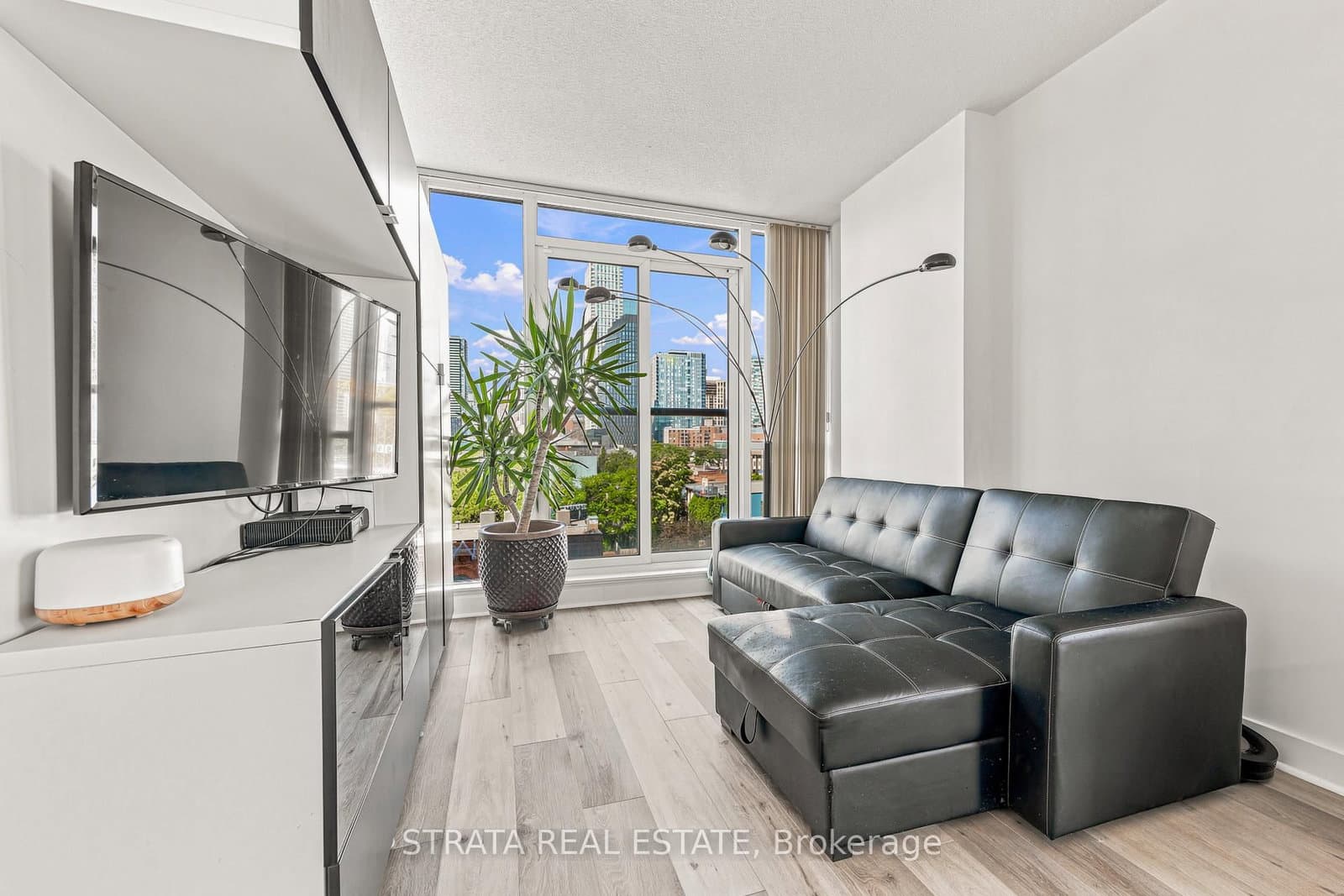 320 Richmond Street E, Unit 615 thumbnail 11