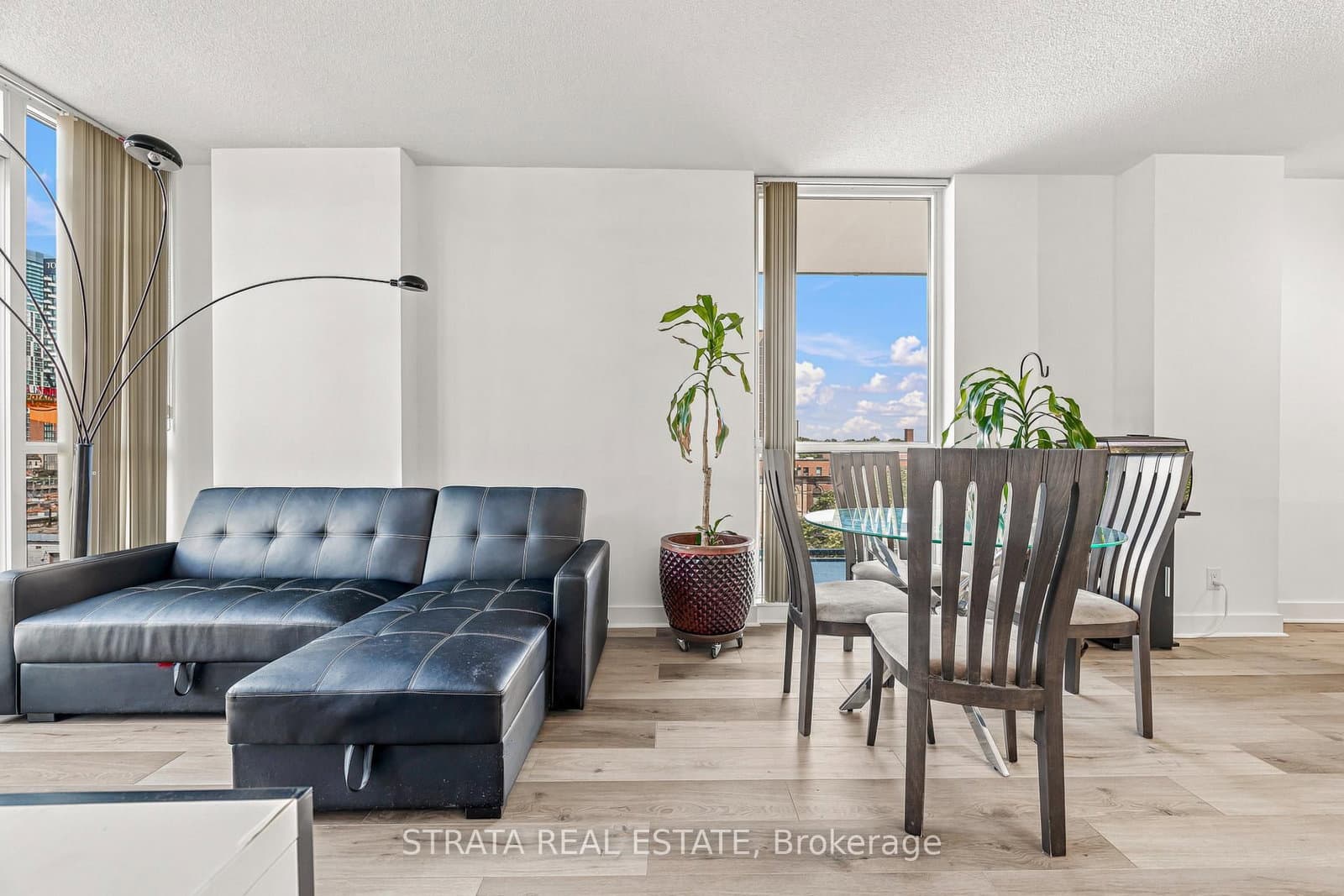 320 Richmond Street E, Unit 615 thumbnail 12