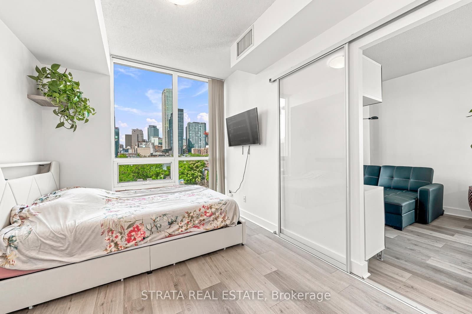 320 Richmond Street E, Unit 615 thumbnail 19