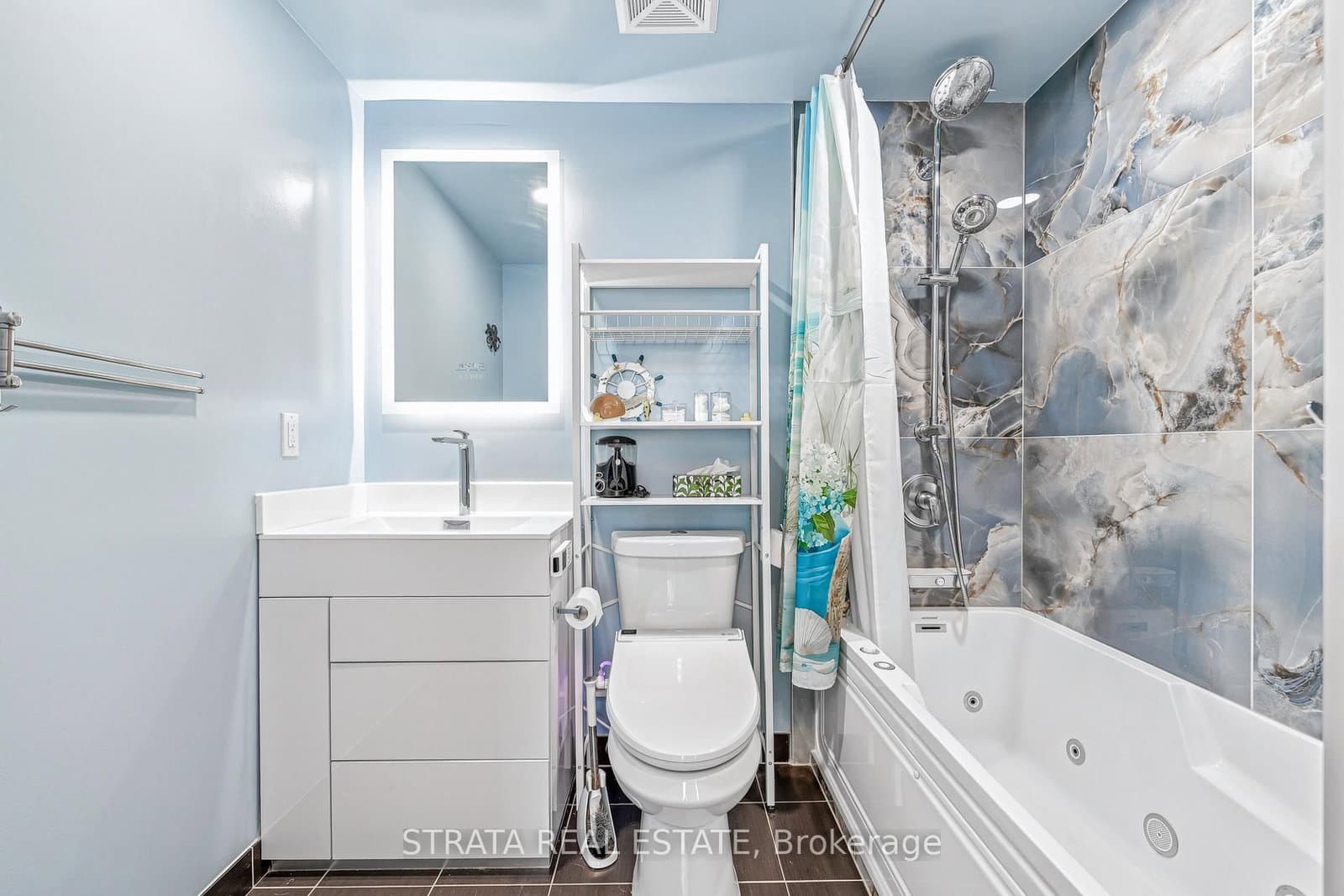 320 Richmond Street E, Unit 615 thumbnail 23