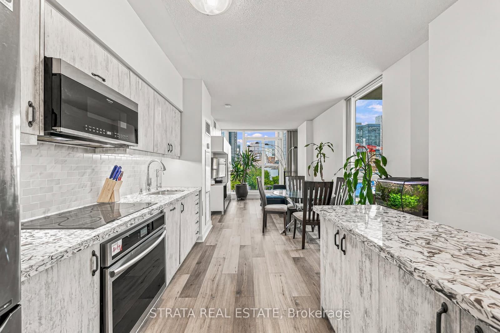 320 Richmond Street E, Unit 615 thumbnail 3