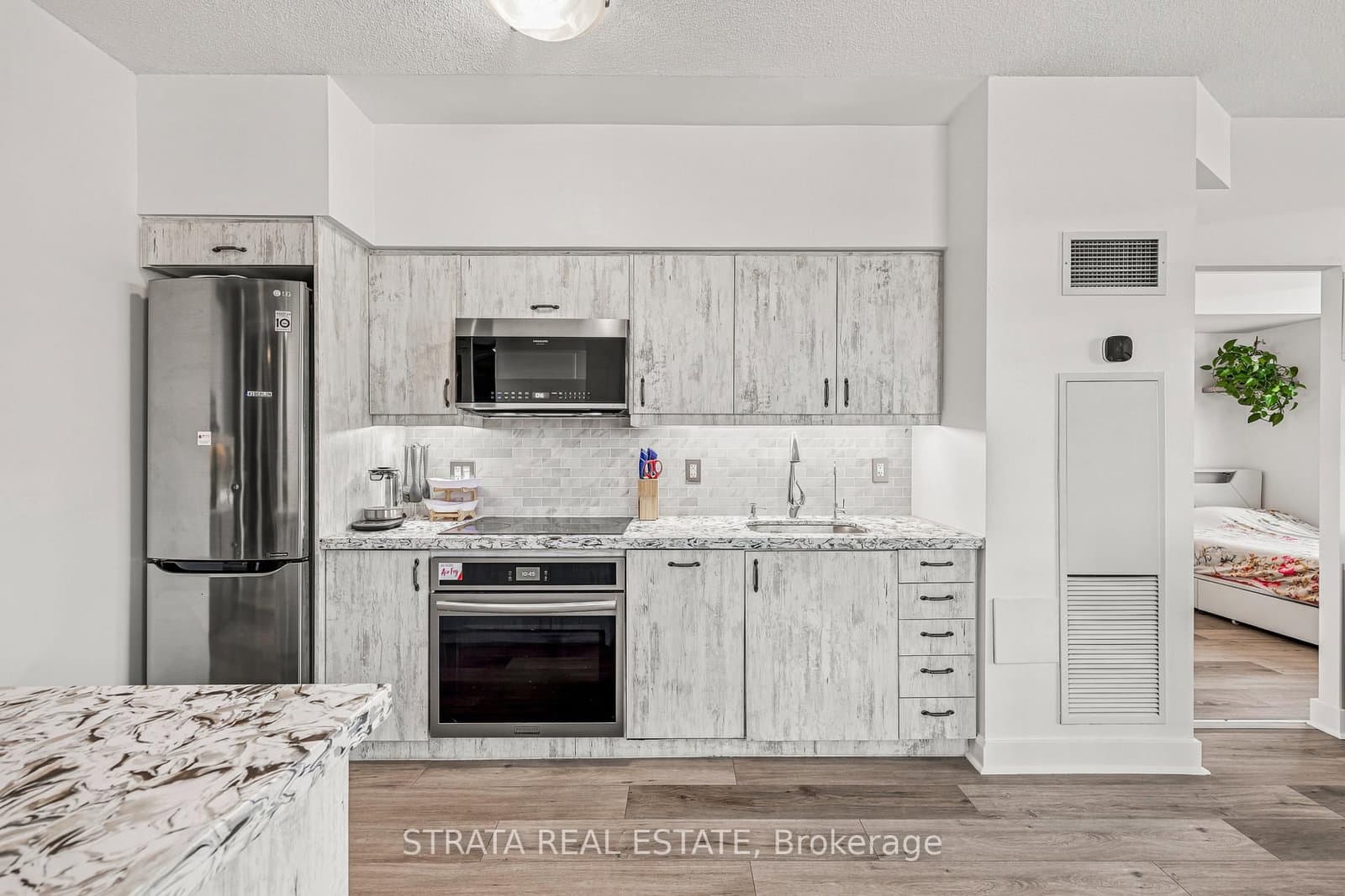 320 Richmond Street E, Unit 615 thumbnail 7