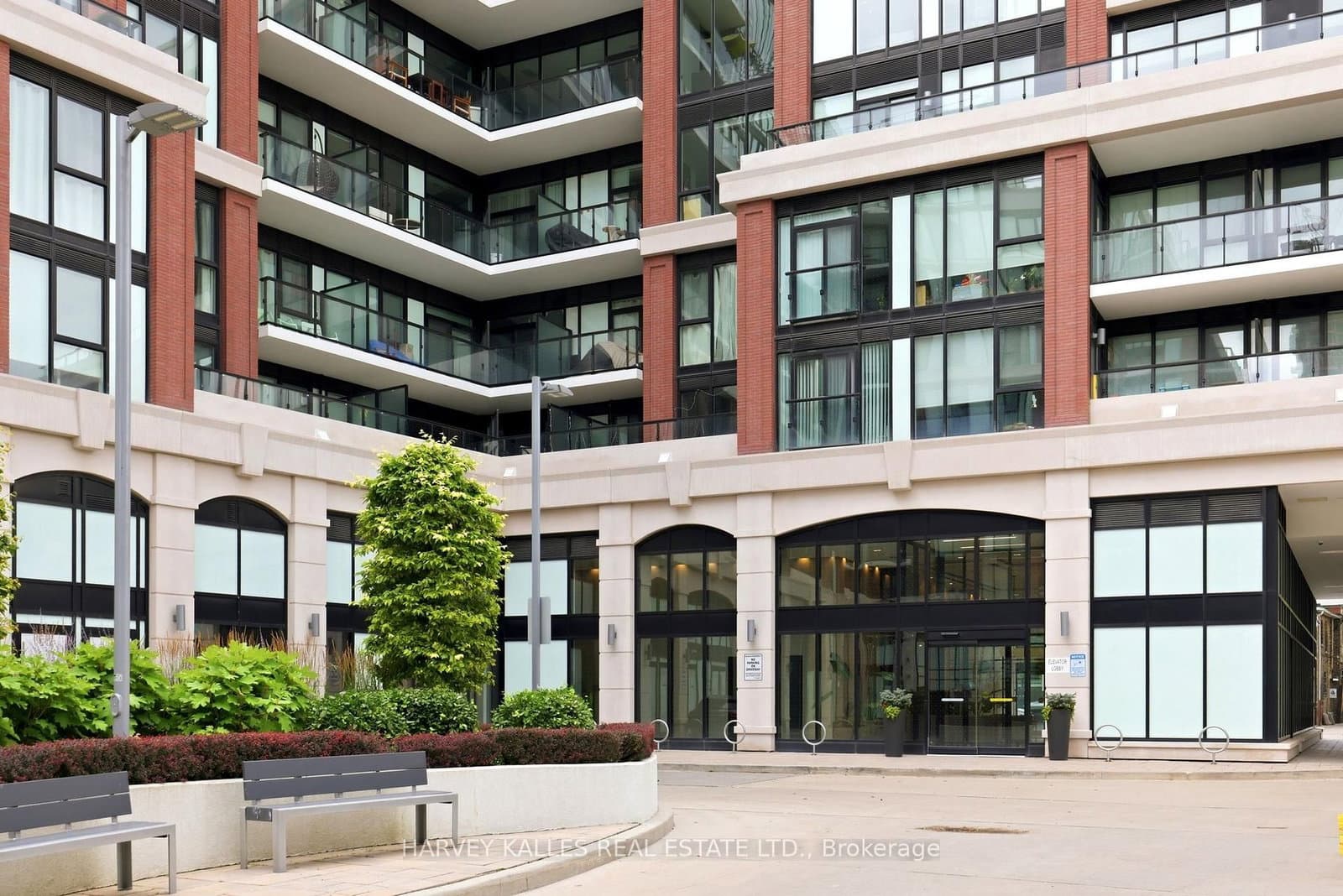 1 Belsize Drive, Unit PH6 - Image 1
