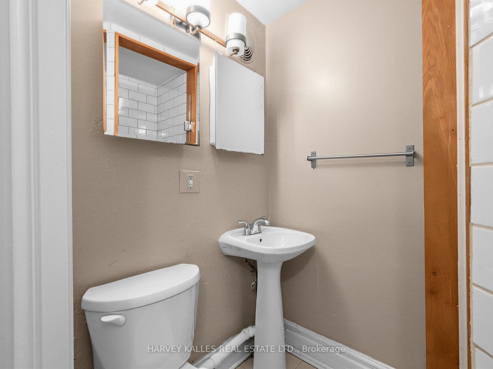 258 Harbord Street thumbnail 21