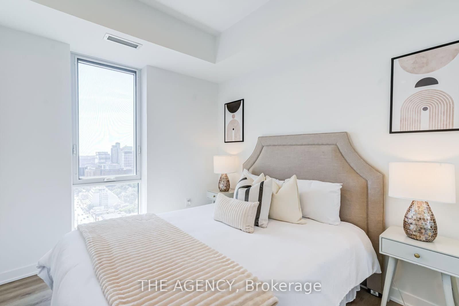 10 Oak Street, Unit 2403 thumbnail 22