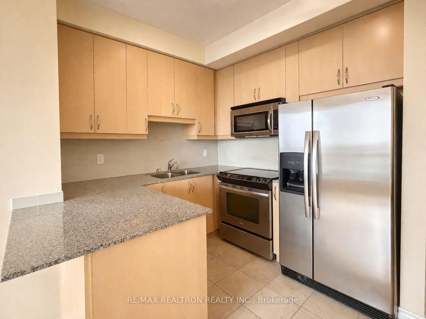 18 Holmes Avenue, Unit 1102 thumbnail 2