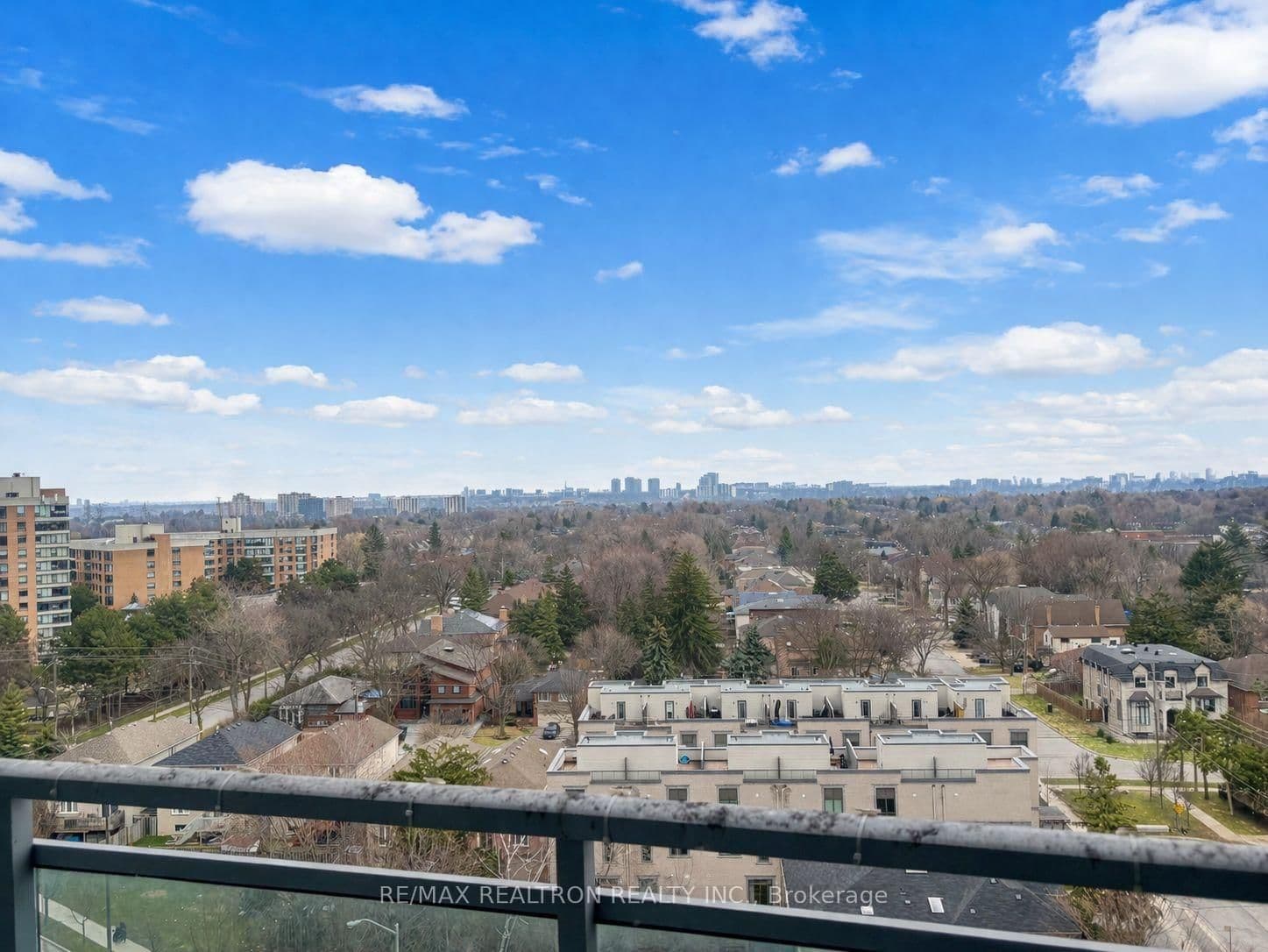 18 Holmes Avenue, Unit 1102 thumbnail 7
