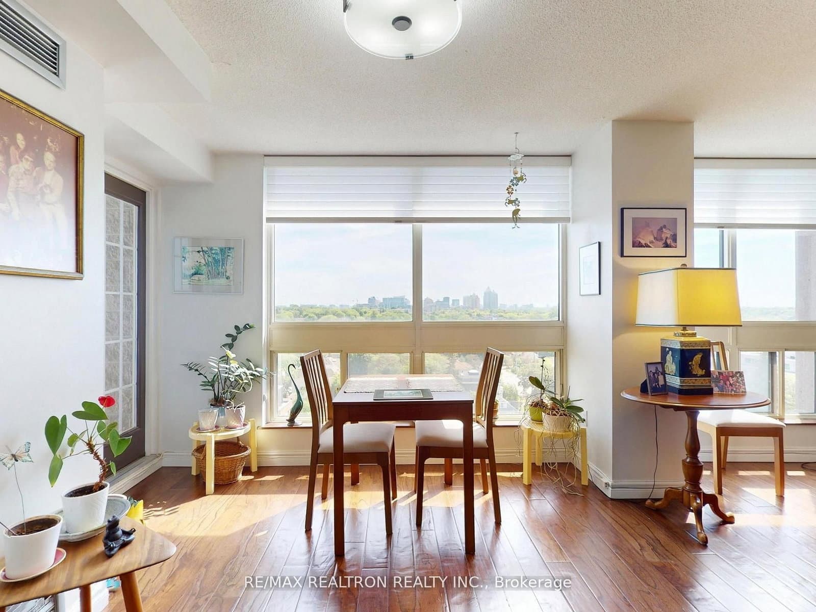 5 Kenneth Avenue, Unit 1208 thumbnail 11