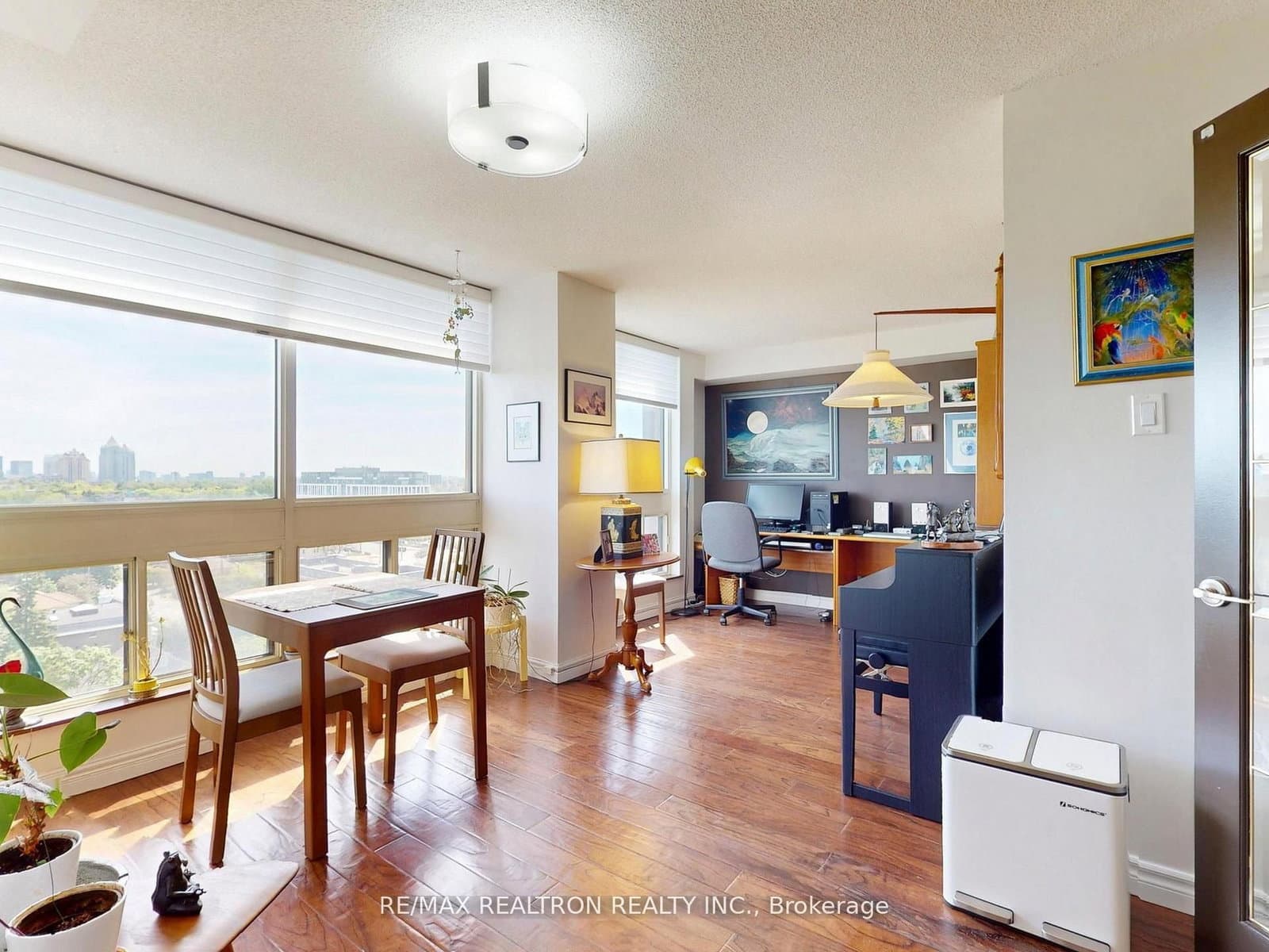 5 Kenneth Avenue, Unit 1208 thumbnail 12