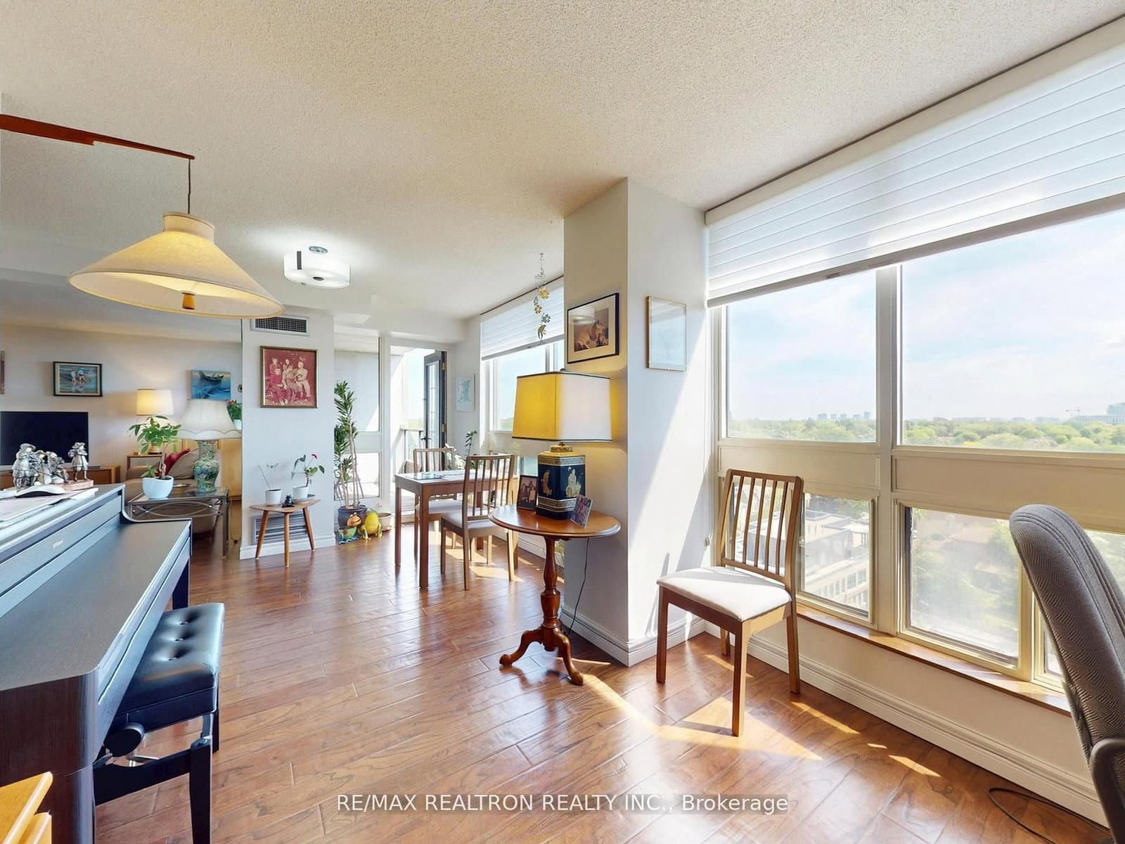 5 Kenneth Avenue, Unit 1208 thumbnail 14
