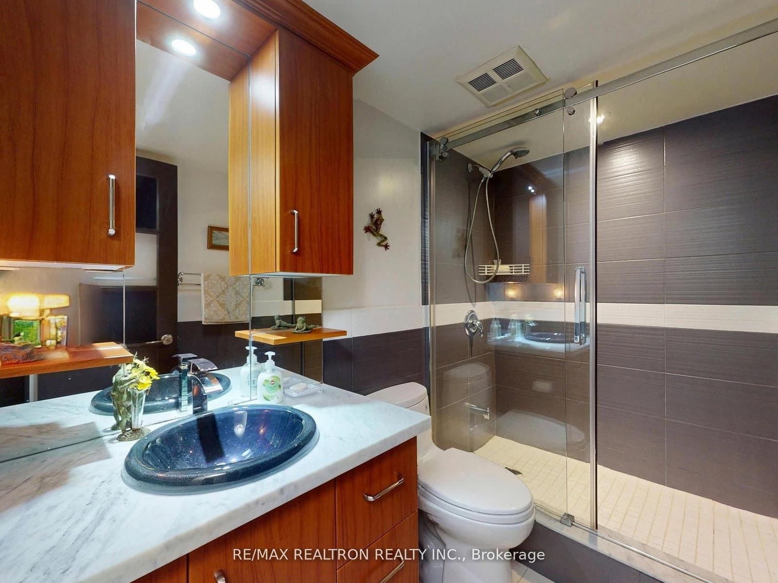 5 Kenneth Avenue, Unit 1208 thumbnail 21