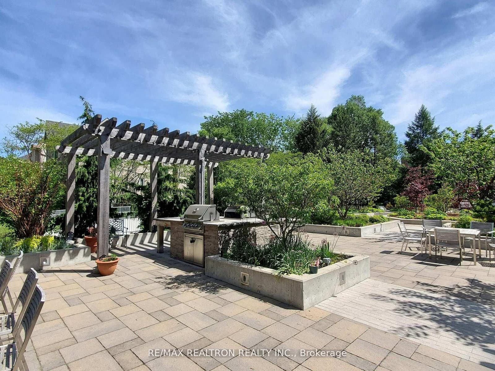 5 Kenneth Avenue, Unit 1208 thumbnail 32
