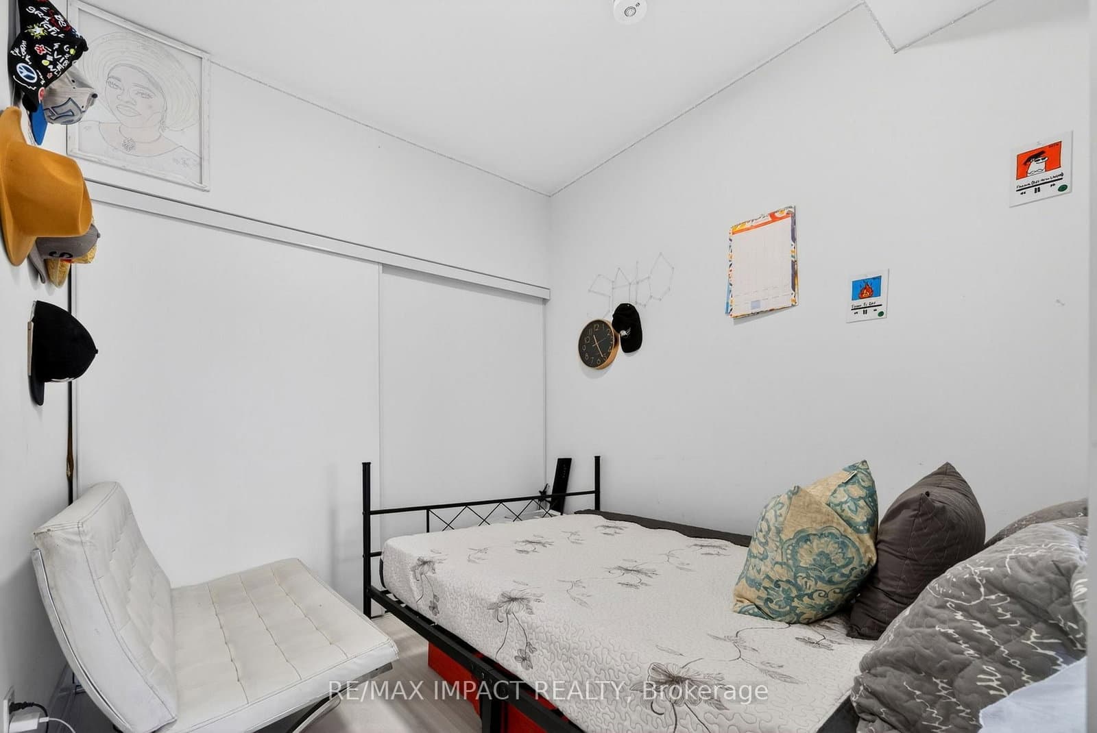 308 Jarvis Street, Unit 813 thumbnail 25