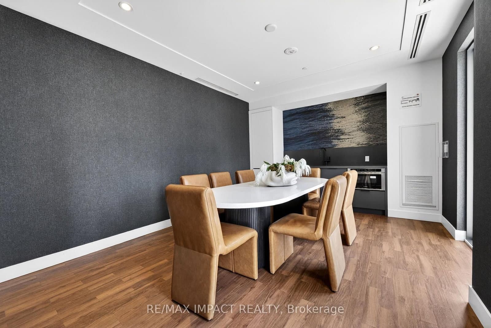 308 Jarvis Street, Unit 813 thumbnail 36