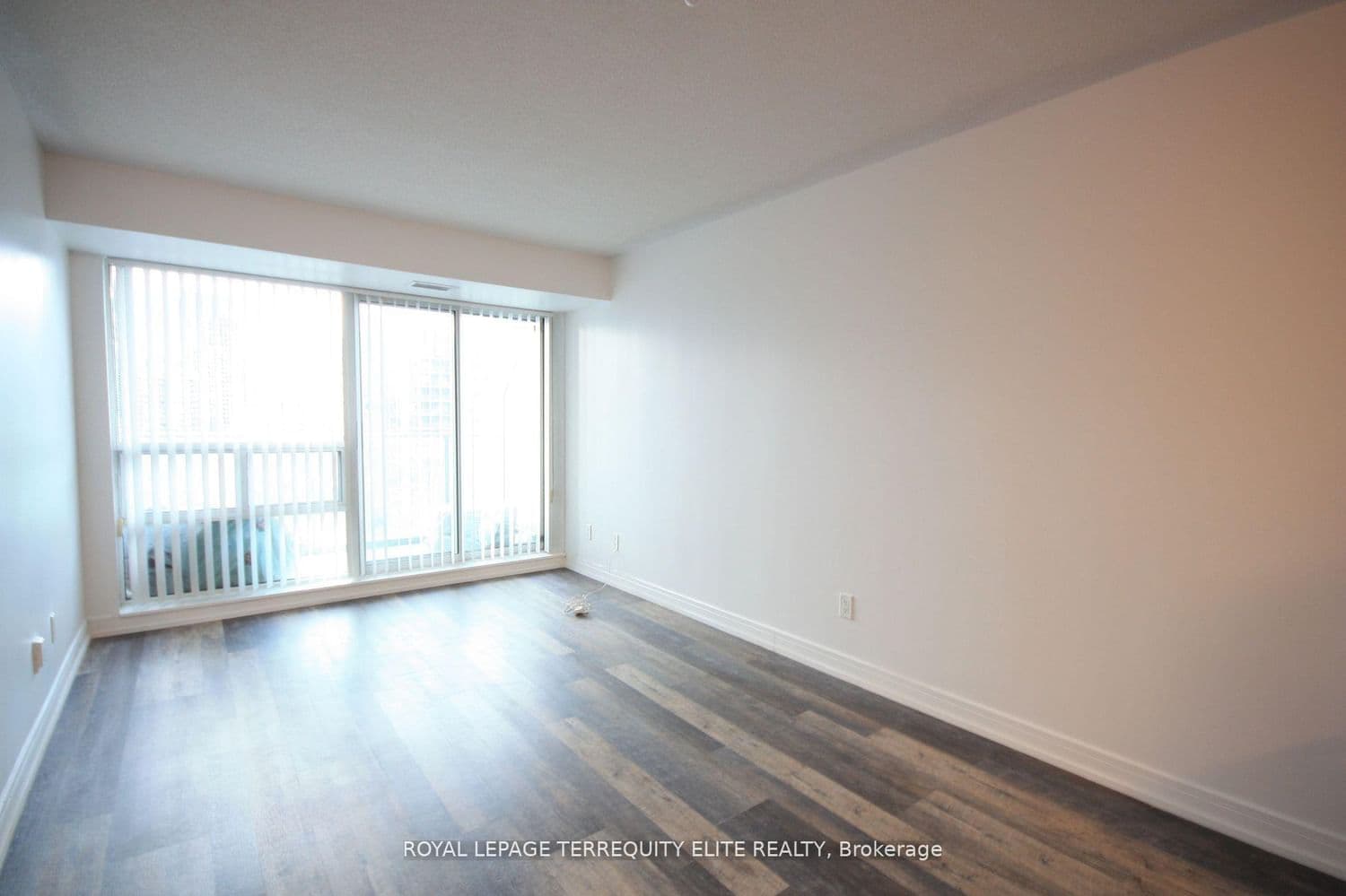 31 Bales Avenue, Unit 911 thumbnail 4