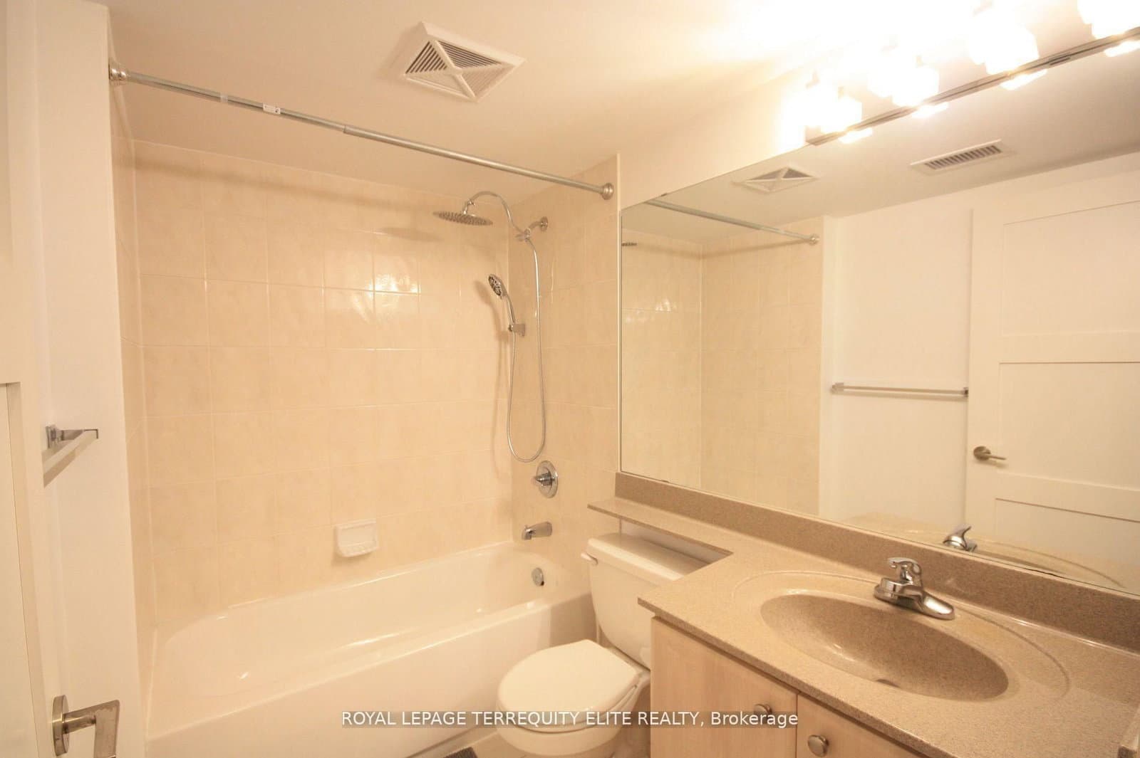31 Bales Avenue, Unit 911 thumbnail 6