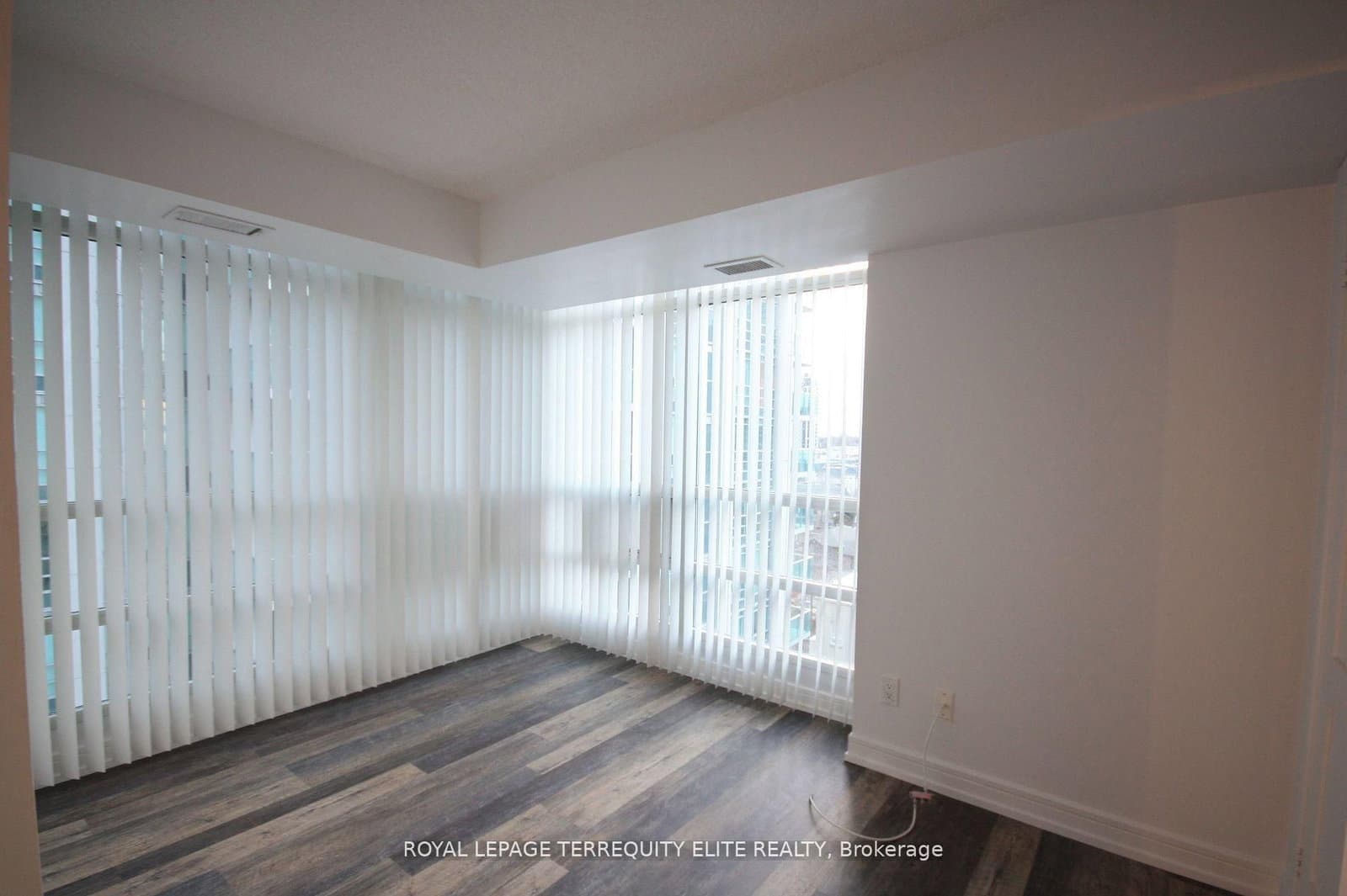 31 Bales Avenue, Unit 911 thumbnail 9