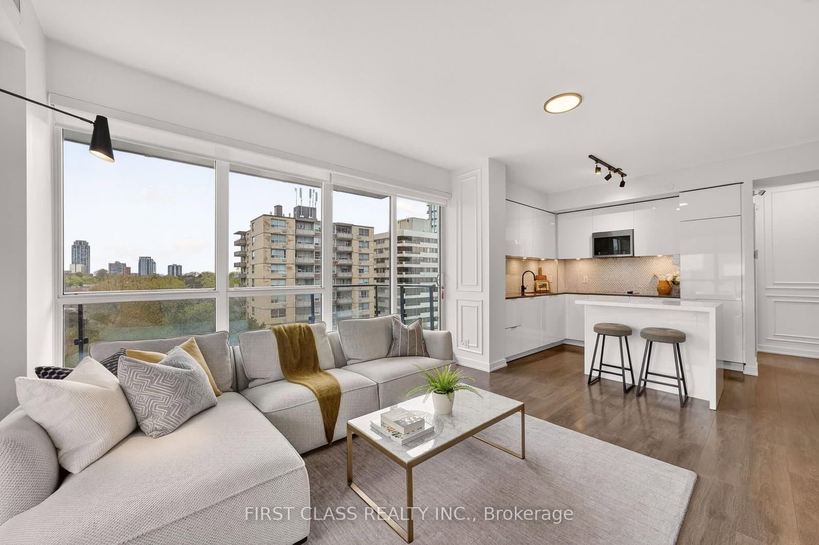 609 Avenue Road, Unit 707 thumbnail 11