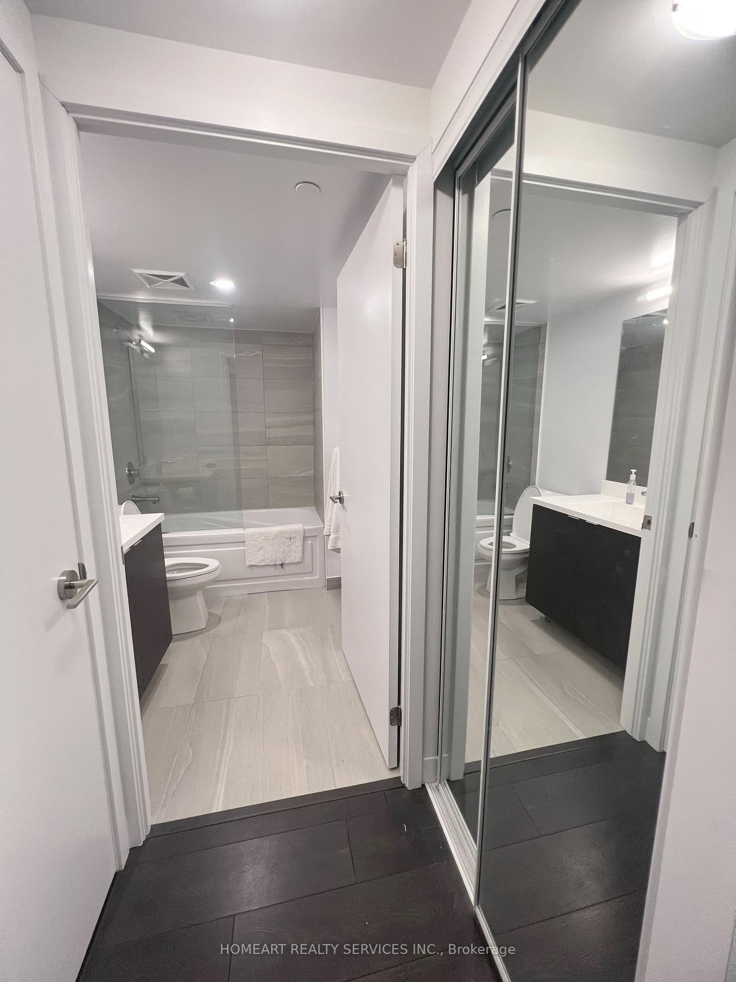 219 Dundas Street E, Unit 801 thumbnail 8