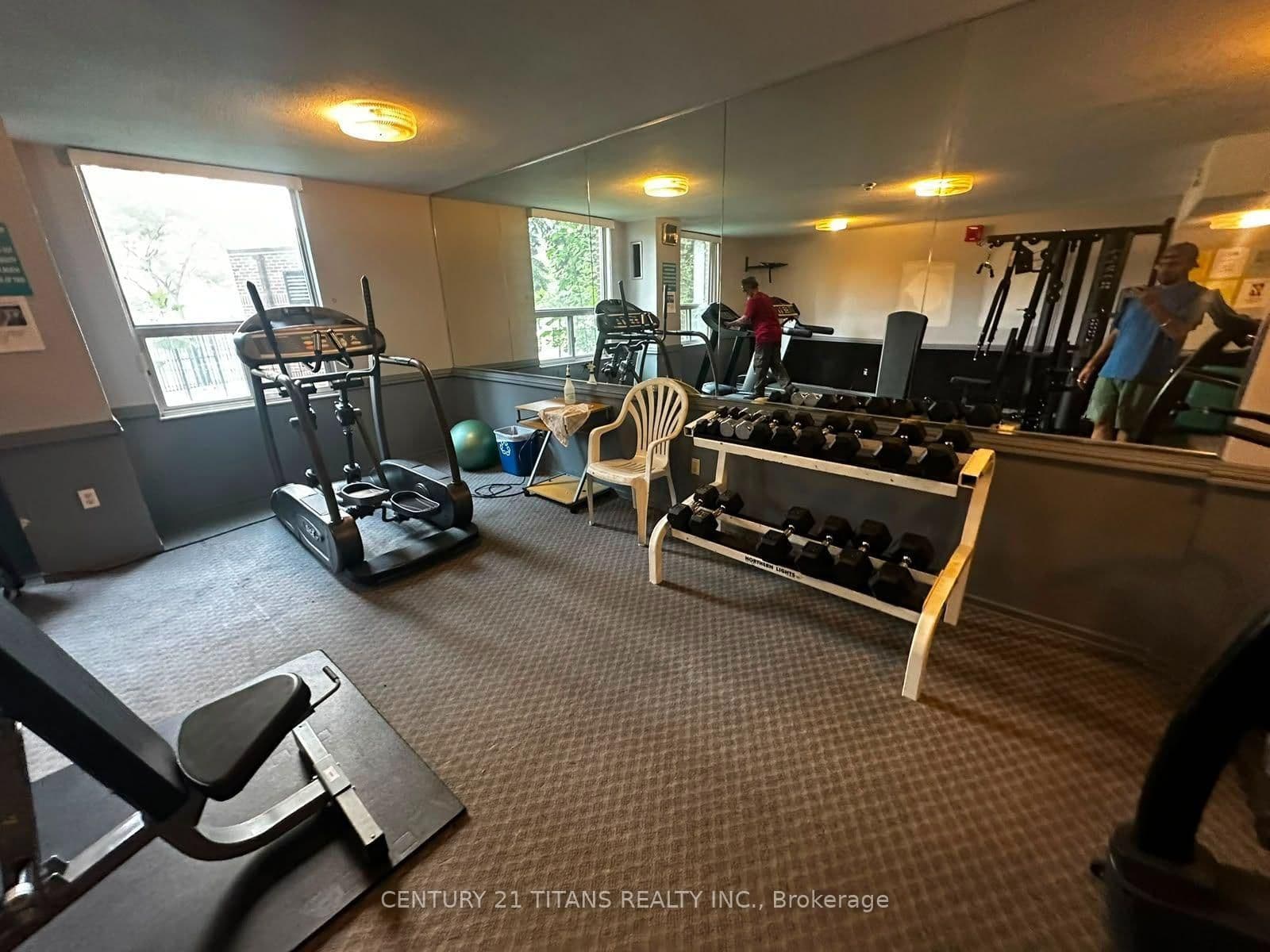 10 Edgecliffe Golfway, Unit 311 thumbnail 17