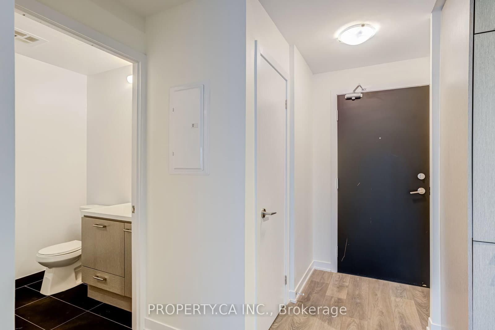87 Peter Street, Unit 3715 thumbnail 2