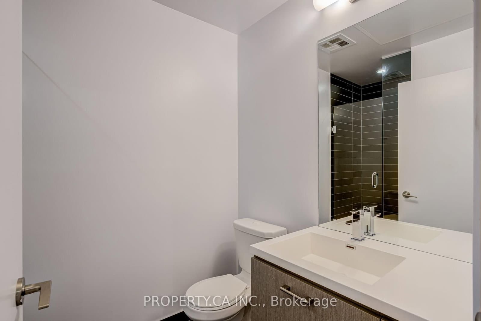 87 Peter Street, Unit 3715 thumbnail 22