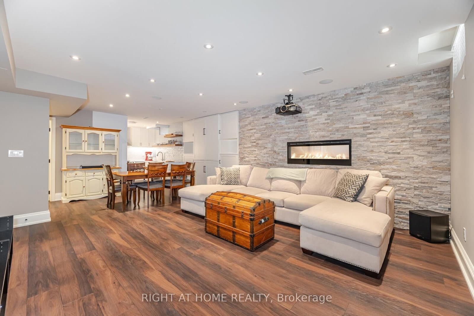 58 Johnston Avenue thumbnail 20