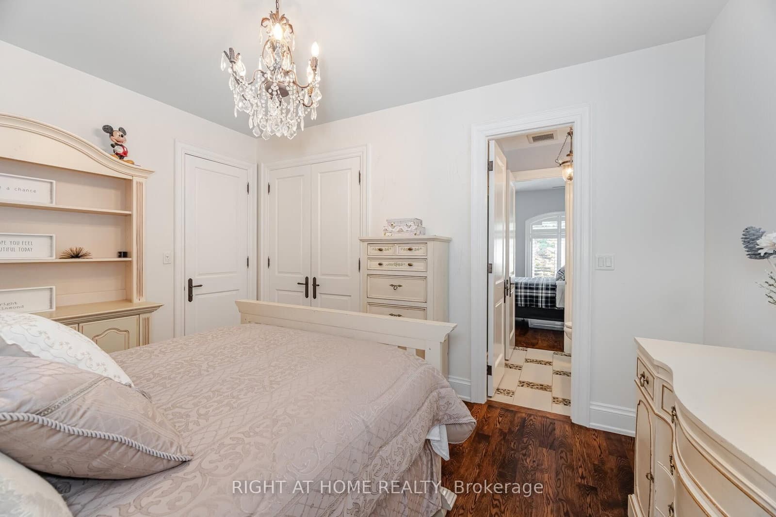 58 Johnston Avenue thumbnail 24