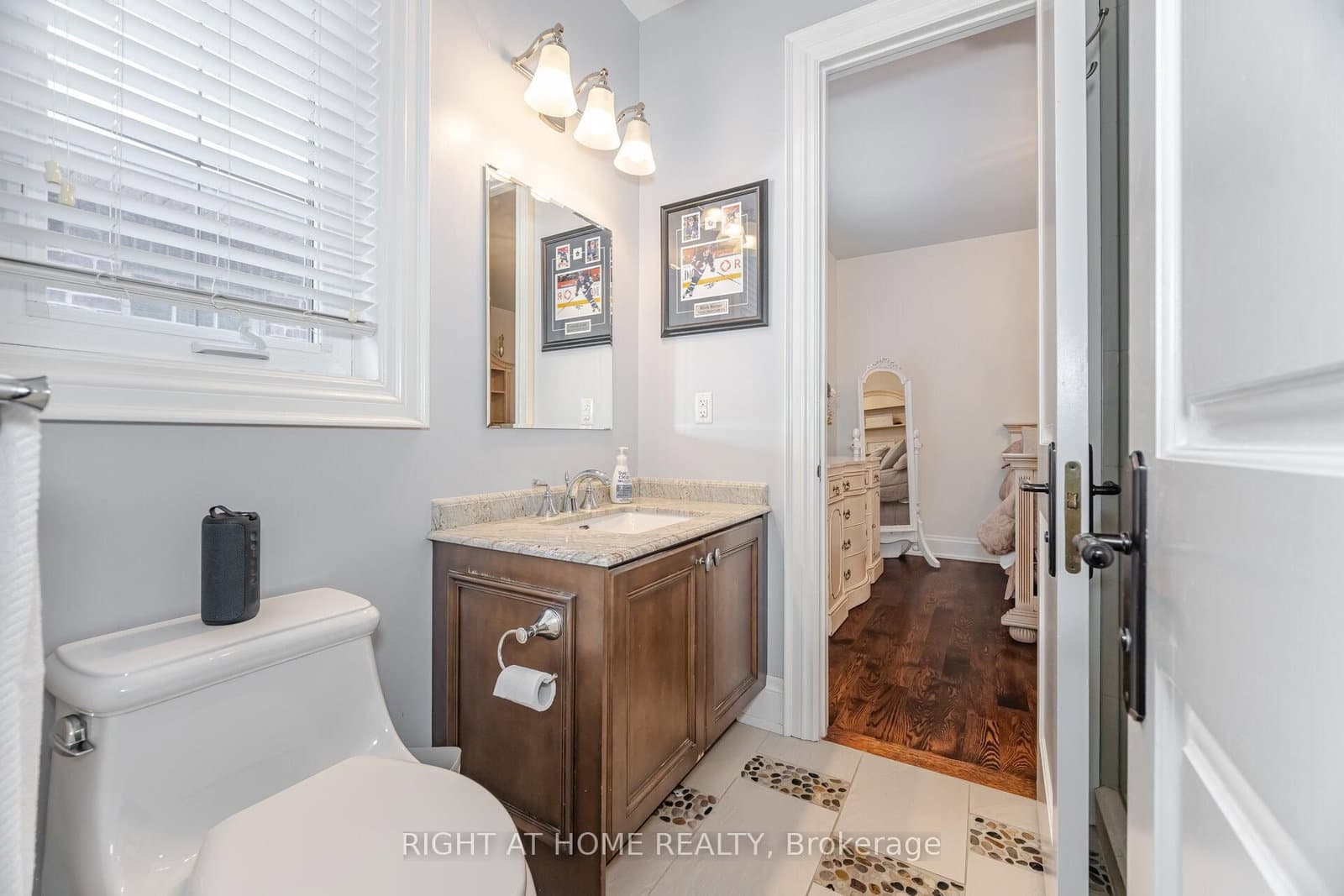 58 Johnston Avenue thumbnail 29