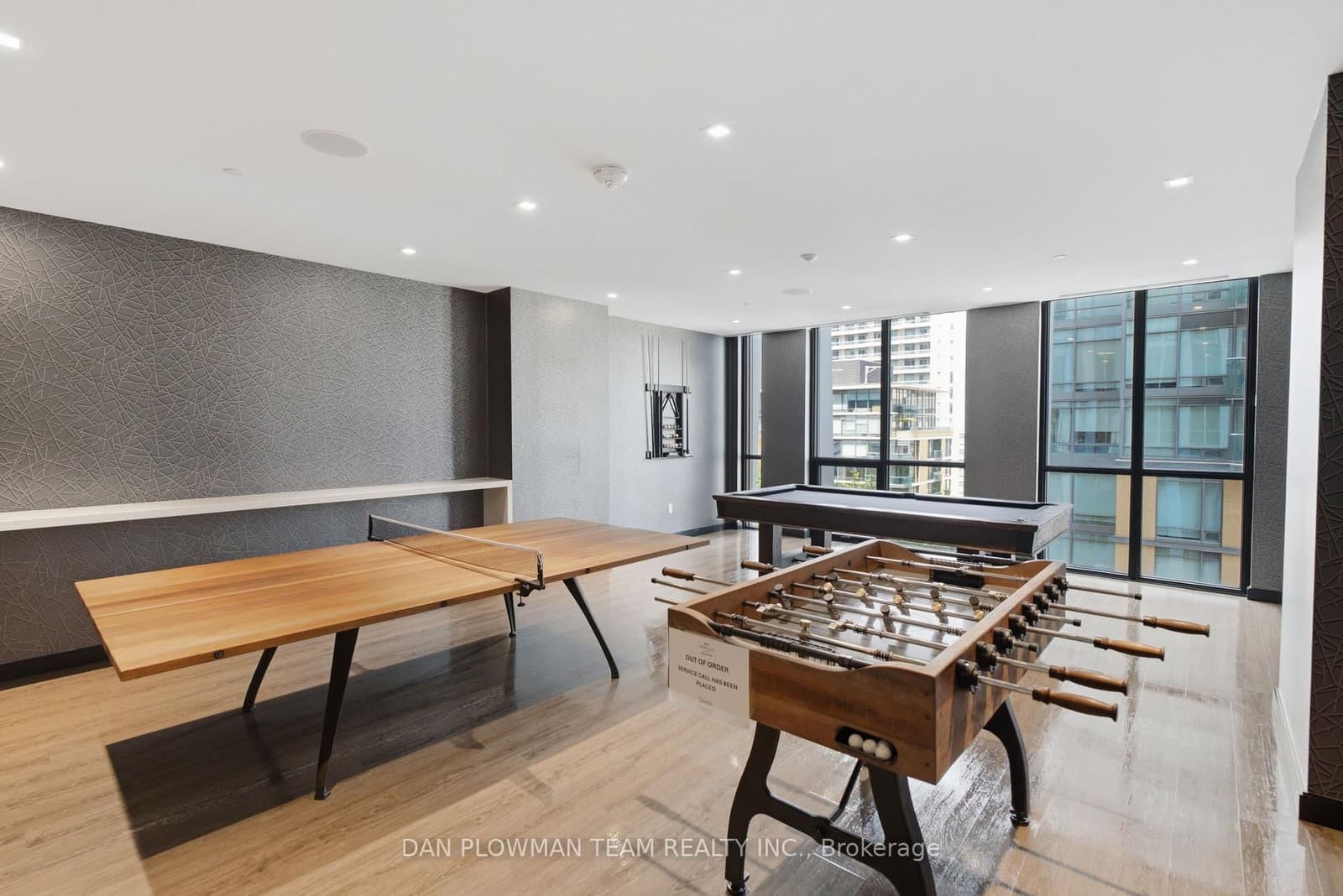 1 Yorkville Avenue, Unit 901 thumbnail 30