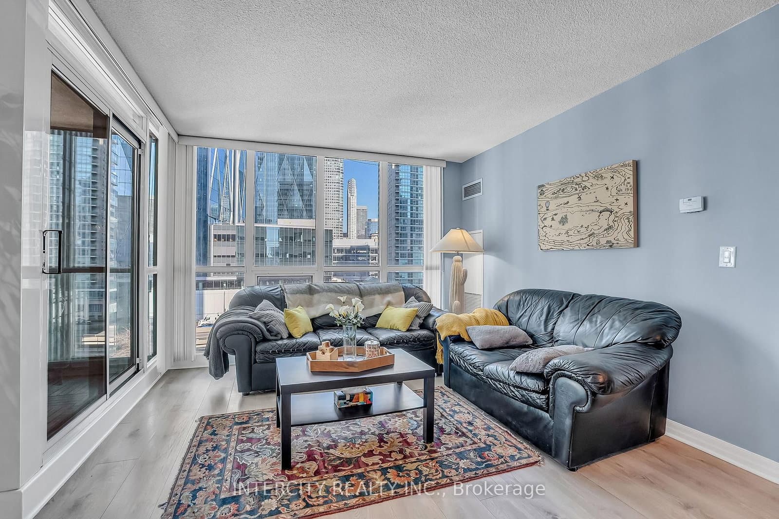 12 Yonge Street, Unit 1010 thumbnail 12