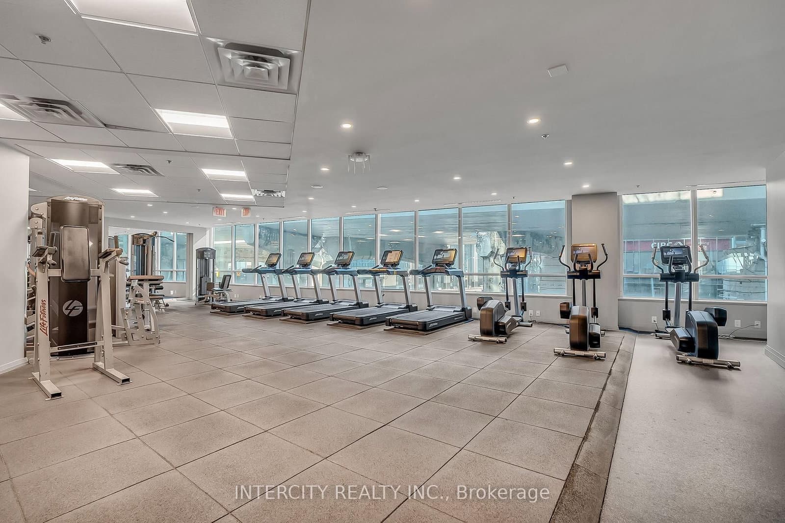 12 Yonge Street, Unit 1010 thumbnail 37