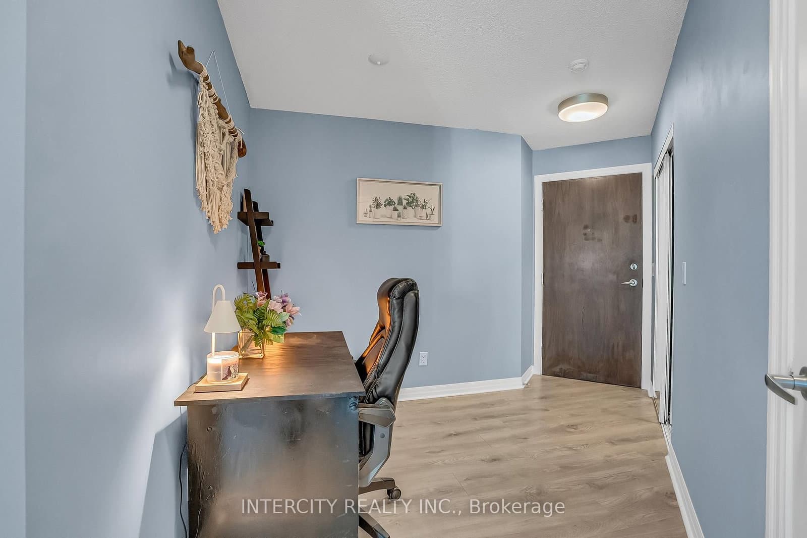 12 Yonge Street, Unit 1010 thumbnail 8