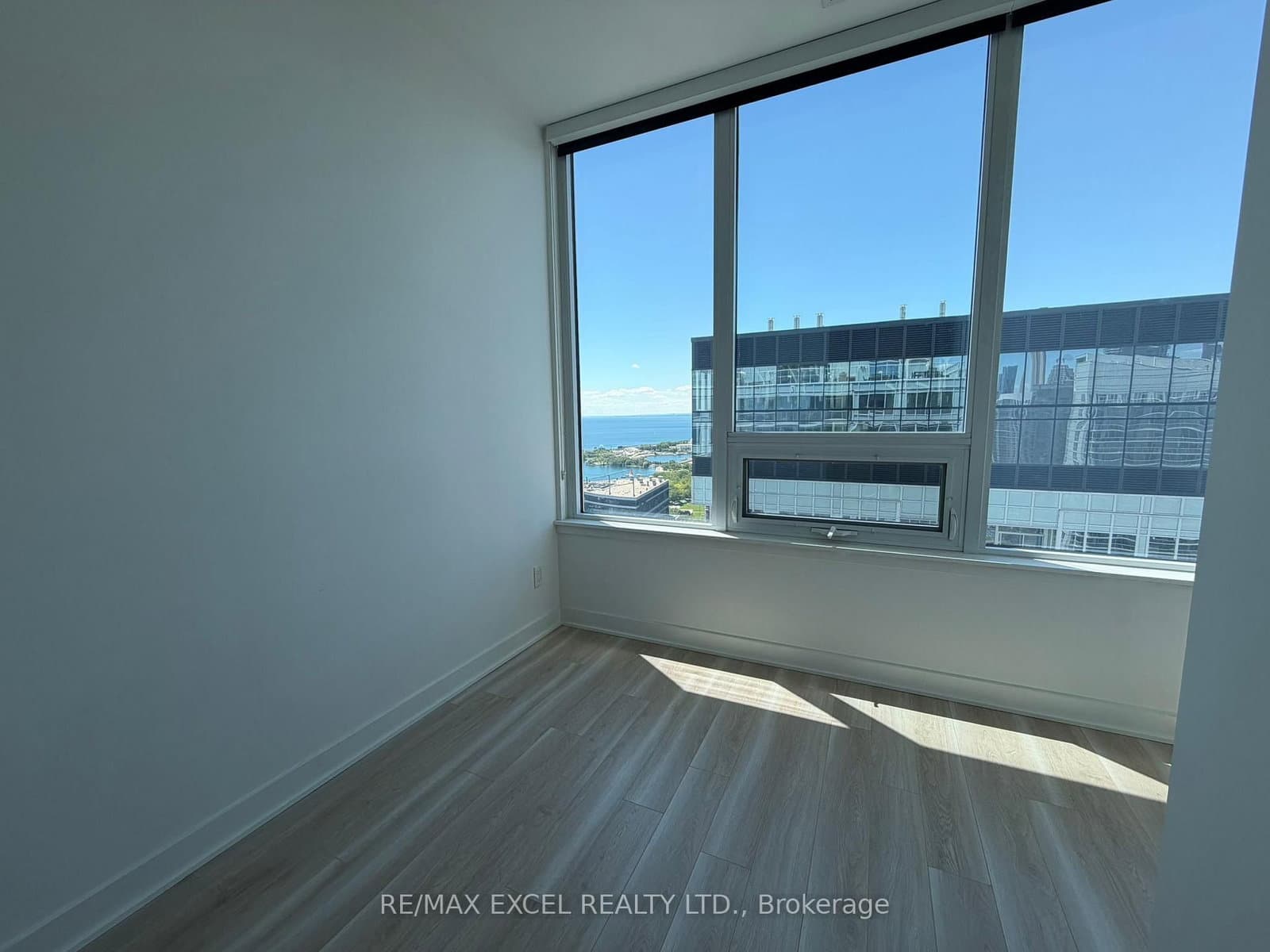 17 Bathurst Street, Unit 4606 thumbnail 11