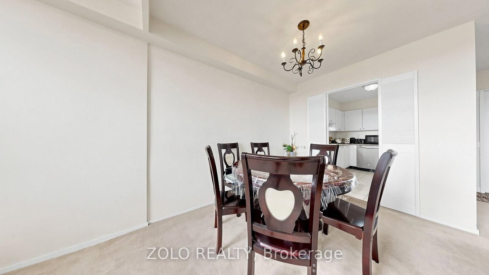 20 Edgecliff Golfway, Unit 915 thumbnail 10