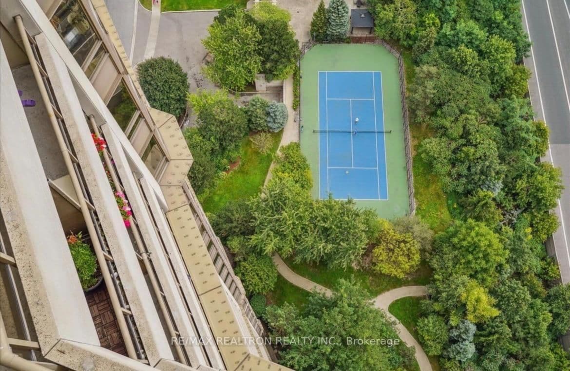 80 Harrison Garden Boulevard, Unit 1019 thumbnail 14