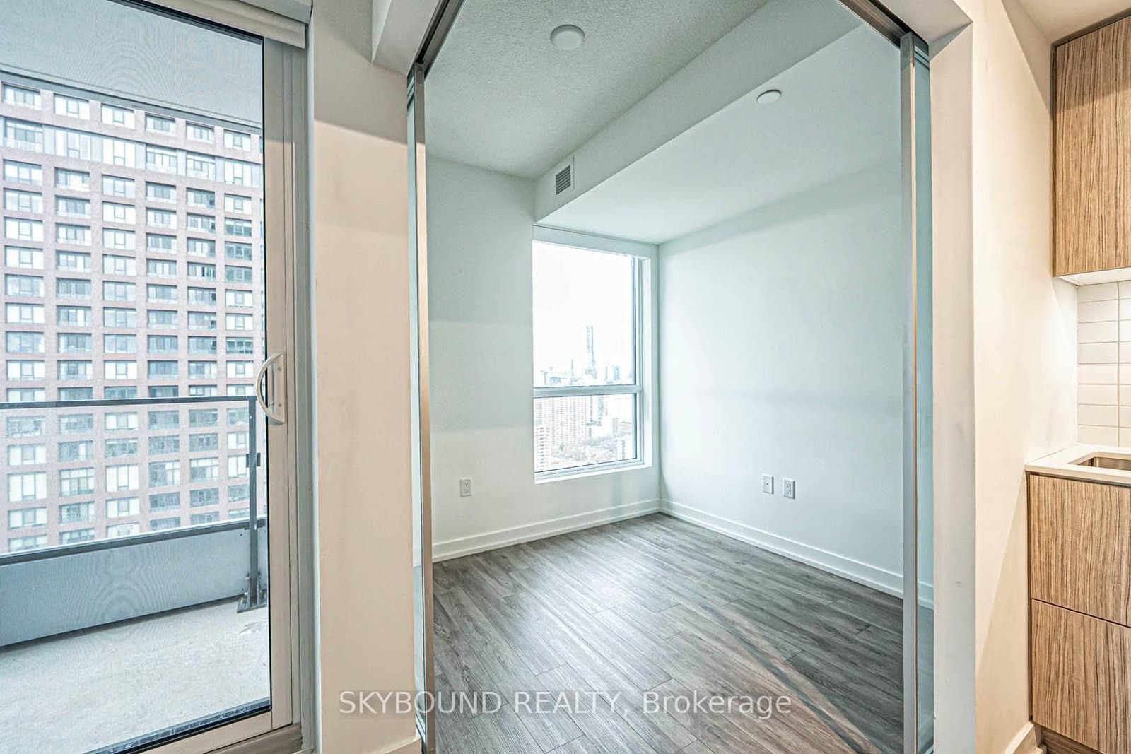 395 Bloor Street E, Unit 2901 thumbnail 17