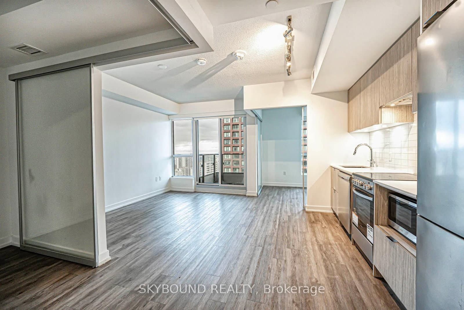 395 Bloor Street E, Unit 2901 thumbnail 3