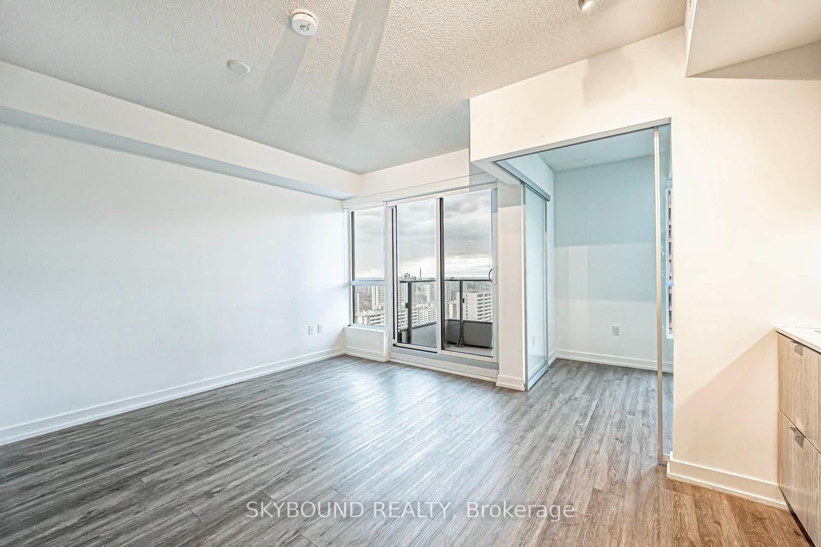 395 Bloor Street E, Unit 2901 thumbnail 5