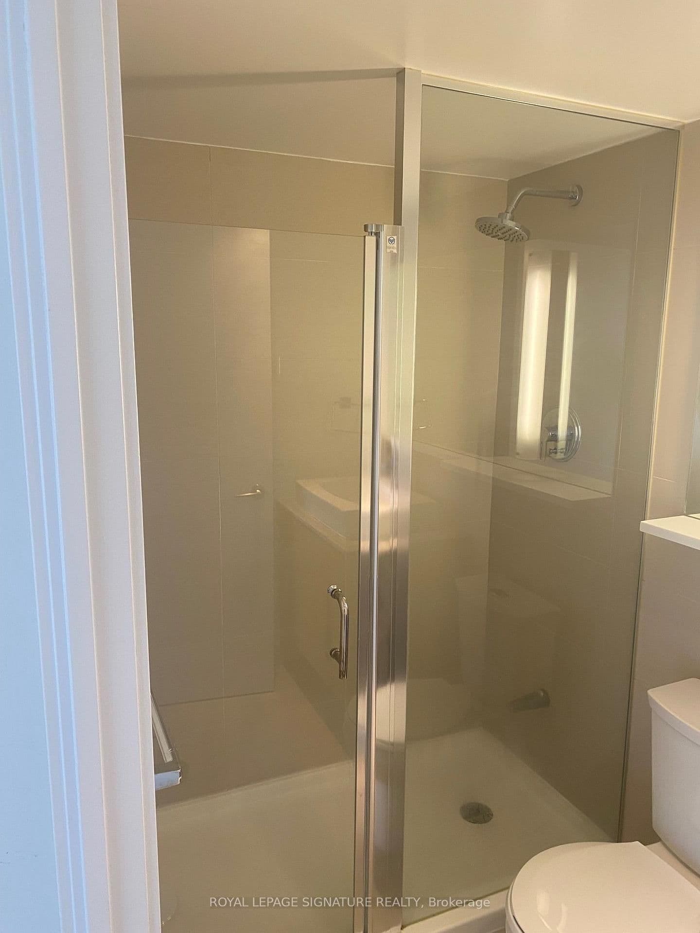 72 Esther Shiner Boulevard, Unit 1007 thumbnail 16