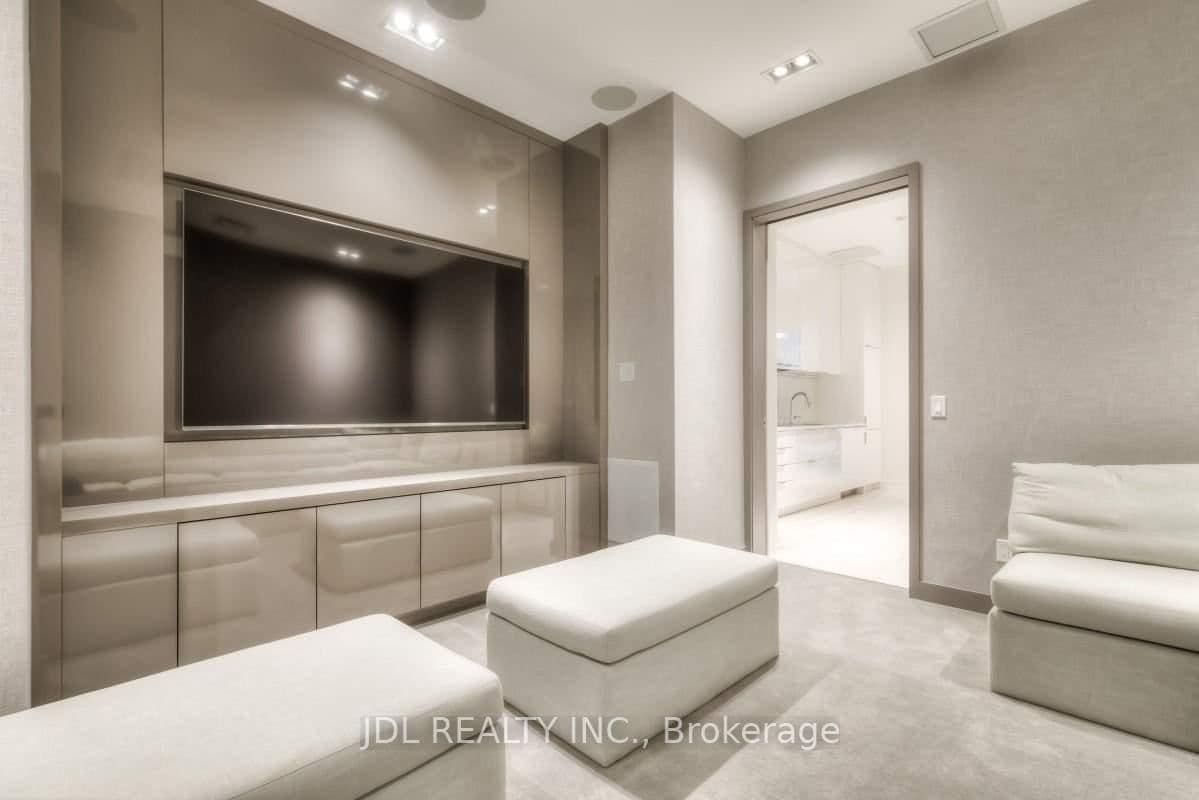 251 JARVIS Street, Unit 1232 thumbnail 11