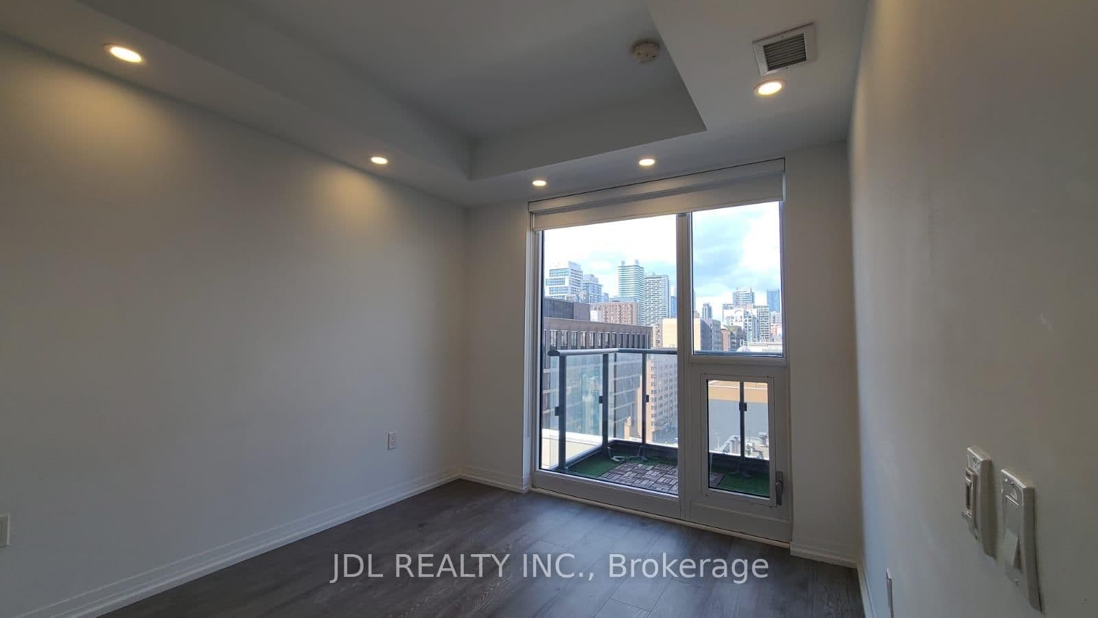 251 JARVIS Street, Unit 1232 thumbnail 16