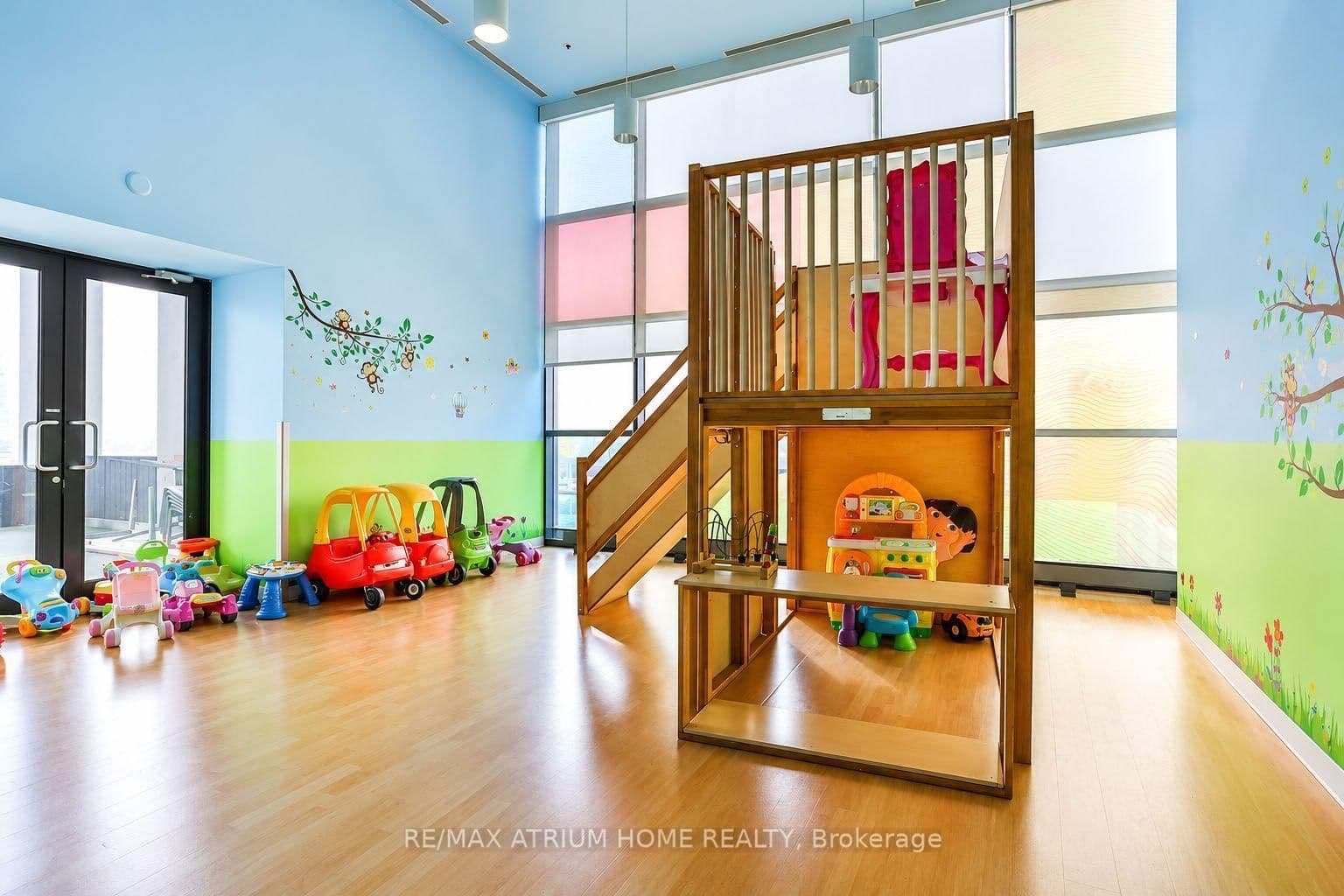 29 Singer Court, Unit 1502 thumbnail 21