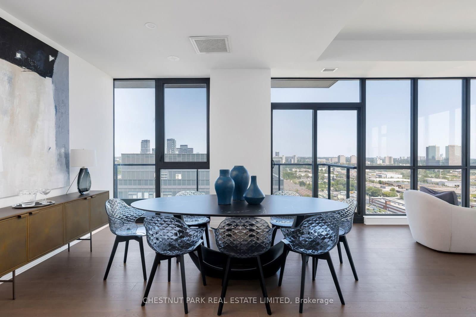 33 Frederick Todd Way, Unit LPH01 thumbnail 10
