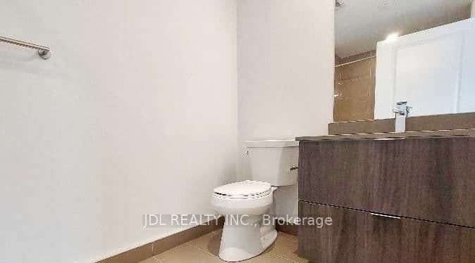 395 Bloor Street E, Unit 2502 thumbnail 3