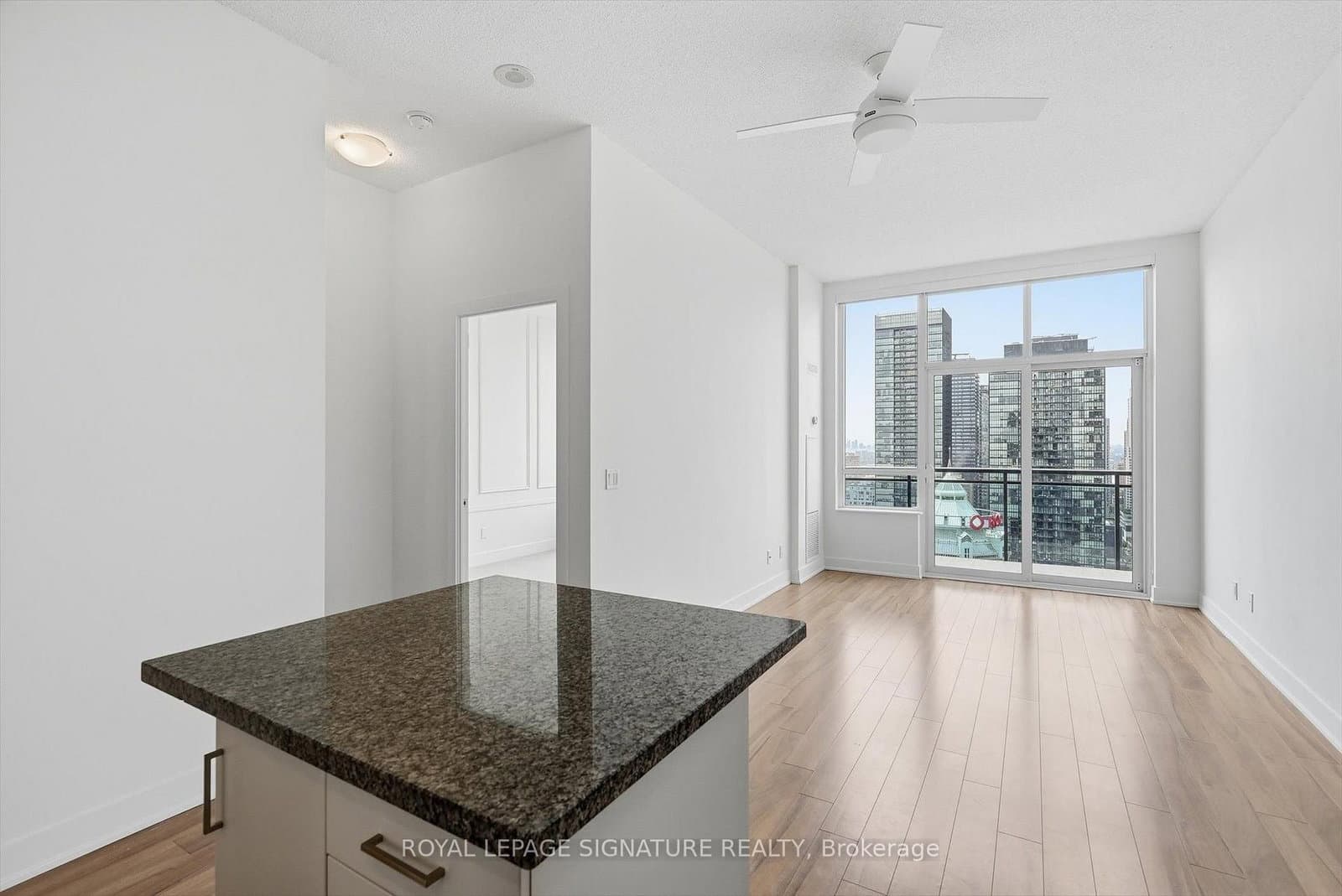 28 Linden Street, Unit PH7 thumbnail 12