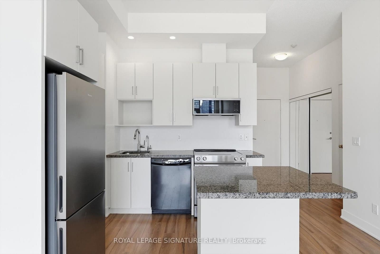 28 Linden Street, Unit PH7 thumbnail 19