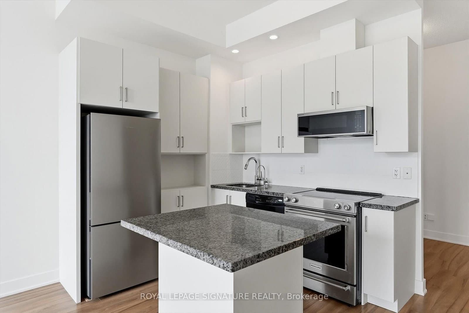 28 Linden Street, Unit PH7 thumbnail 20